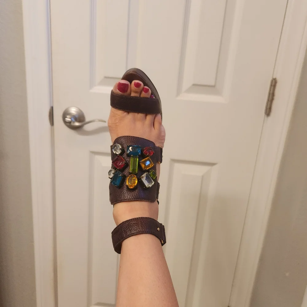 Report signature Dunbarton  jeweled heels size 7 - Picture 2 of 13